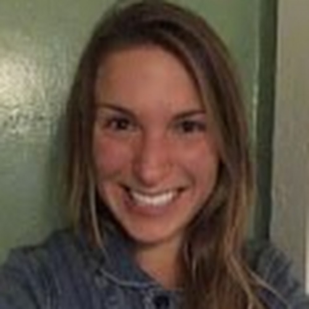 Meet your Posher, Abigail